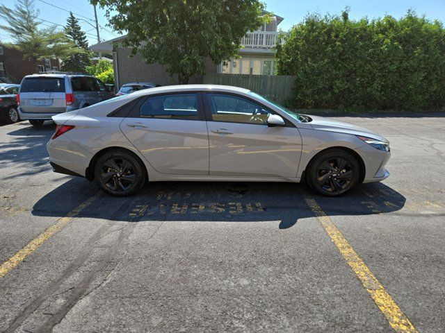2023 Hyundai Elantra Preferred | Apple CarPlay | Android Auto in Cars & Trucks in Guelph - Image 4