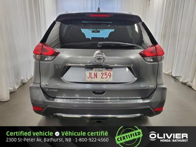 2017 Nissan Rogue SV AWD Navigation Toit Ouvrant Panoramique in Cars & Trucks in Bathurst - Image 6