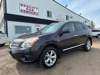 2011 Nissan Rogue SV- Remote starter - heated seats - hands free