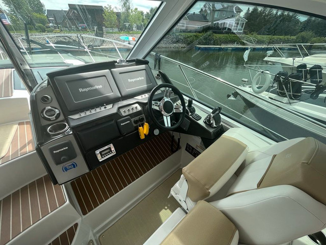  2012 Four Winns V435 En Courtage in Powerboats & Motorboats in Longueuil / South Shore - Image 3