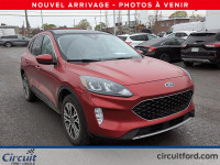 La Ford Escape SEL Hybride 2022 offre un plaisir de conduite remarquable, parfaitement adaptée aux r... (image 2)