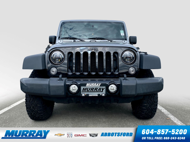  2015 Jeep Wrangler Unlimited Sport 4WD in Cars & Trucks in Abbotsford - Image 2