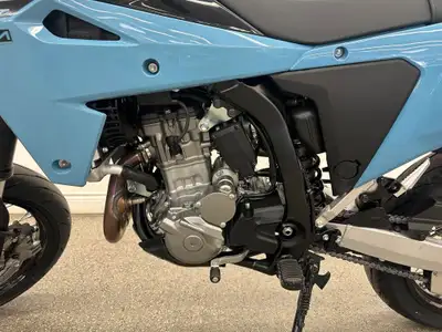 -No Payments for 1 Year Meet the new DR-Z4SM Supermoto—a bike that is all about amplifying your conf...