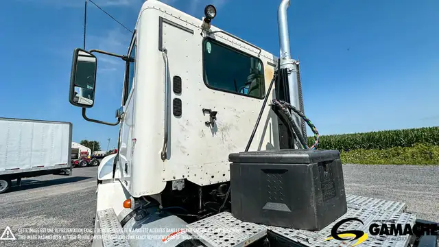 2007 FREIGHTLINER CL112 COLUMBIA CAMION DE VILLE in Heavy Trucks in Longueuil / South Shore - Image 12