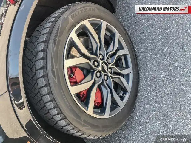 2023 Cadillac XT6 AWD Sport in Cars & Trucks in Hamilton - Image 10
