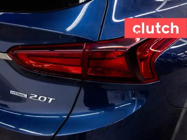2020 Hyundai Santa Fe Preferred AWD w/ Sun & Leather Pkg w/ Appl dans Autos et camions dans Ottawa - Image 12