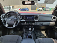 Come see this certified 2016 Toyota Tacoma TRD Sport Crew 4X4 | Sunroof | Heated Seats | Nav | Bluet... (image 4)