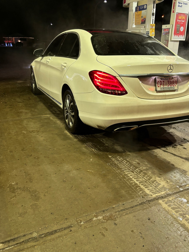 2015 mercedes c-class  in Cars & Trucks in Fort McMurray - Image 2