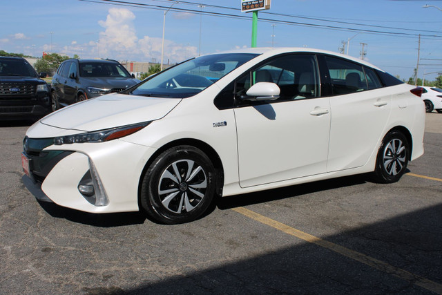 2019 Toyota Prius Prime in Cars & Trucks in Oakville / Halton Region - Image 3