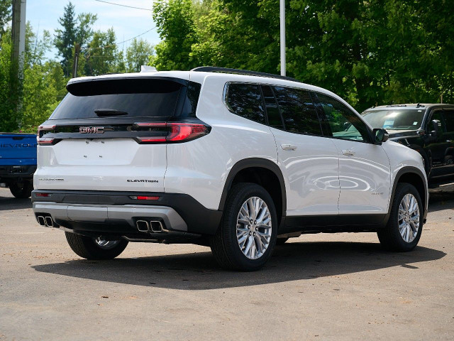 2025 GMC Acadia in Cars & Trucks in Kamloops - Image 4