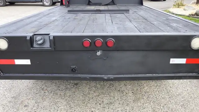 2019 ford F-550 11 Foot Flat Deck 4WD in Heavy Trucks in Richmond - Image 15