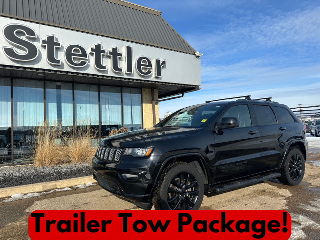  2018 Jeep Grand Cherokee ALTITUDE! TRAILER TOW! REMOTE START! in Cars & Trucks in Red Deer - Image 2