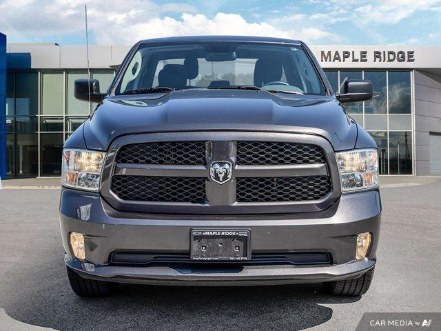 2019 Ram 1500 Classic Express | 5.7L Hemi | Side Steps | Chrome in Cars & Trucks in Tricities/Pitt/Maple - Image 2