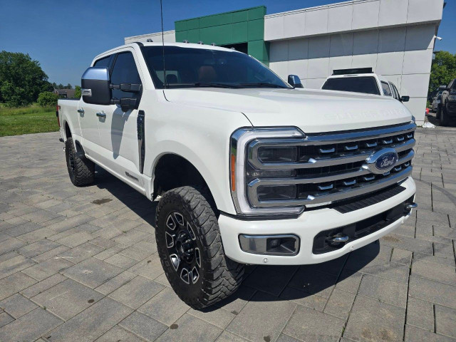 2023 Ford Super Duty F-250 SRW in Cars & Trucks in Ottawa - Image 3