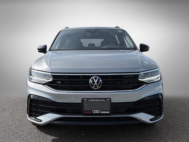 2024 Volkswagen Tiguan Comfortline R-Line Black Edition in Cars & Trucks in Windsor Region - Image 2