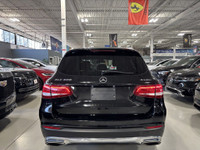 **MONTH-END SPECIAL!** FEATURING : 4MATIC AWD, DUAL SUNROOF, BLACK WOOD, AMBIENT LIGHTING, MULTI DRI... (image 4)