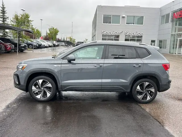 2024 Volkswagen Taos Comfortline 4MOTION - HEATED SEATS / REMOTE in Cars & Trucks in Calgary - Image 10
