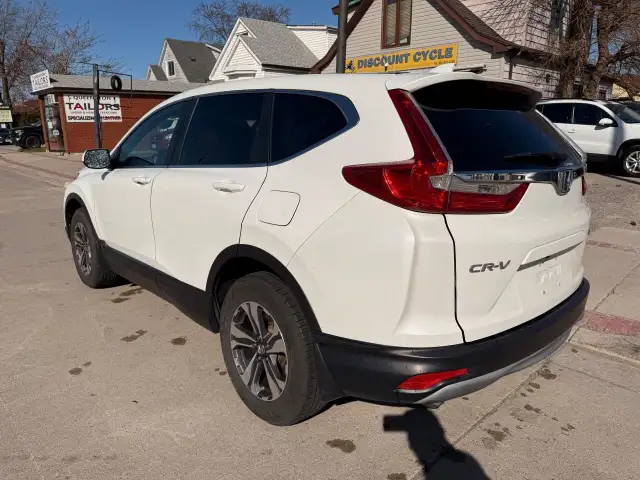 2019 Honda CR-V LX AWD in Cars & Trucks in Hamilton - Image 12