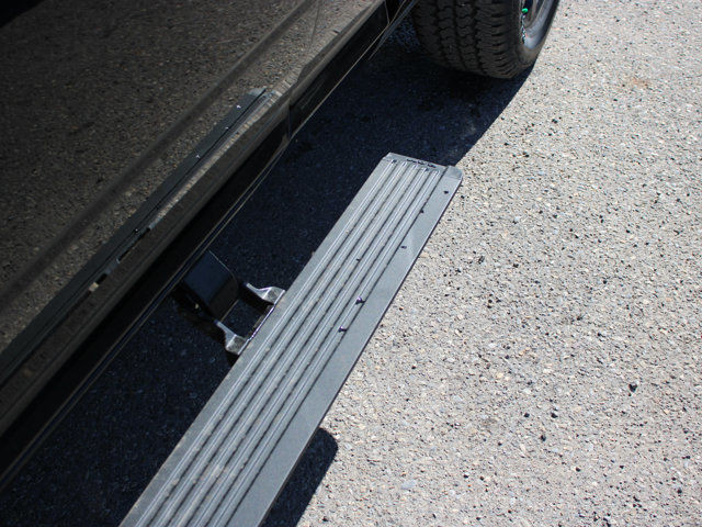 2025 Ram 3500 Laramie Mega Cab 4x4, 8-Spd ZF, FULLY LOADED in Cars & Trucks in Calgary - Image 3