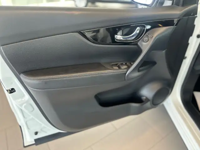 2021 Nissan Qashqai Sv awd SV AWD * toit ouvrant in Cars & Trucks in Laval / North Shore - Image 14