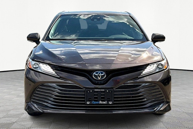 2020 Toyota Camry Hybrid XLE CVT in Cars & Trucks in Mississauga / Peel Region - Image 3