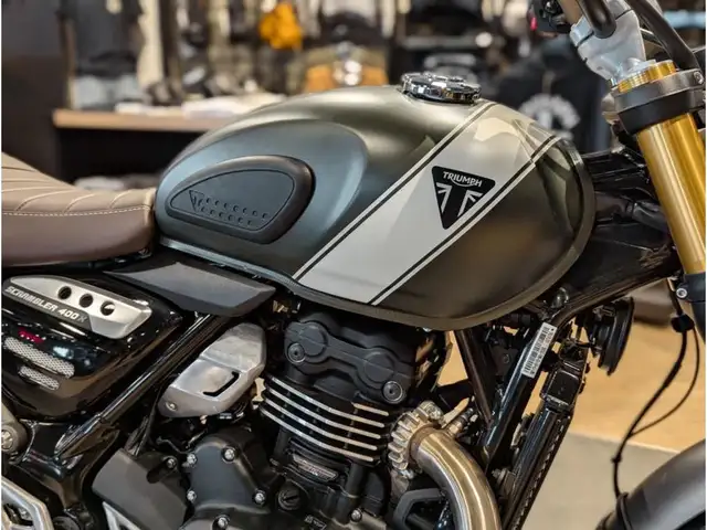 2025 Triumph Scrambler 400 X // Matte Khaki Green/Fusion White in Dirt Bikes & Motocross in Winnipeg - Image 8