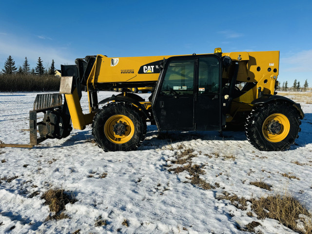 2015 CAT TL1055C in Heavy Equipment in Calgary - Image 2