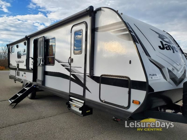 2023 Jayco Jay Feather 30QB in Travel Trailers & Campers in Ottawa