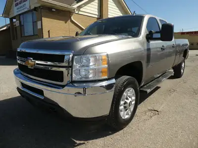 NEW ARRIVAL, VERY CLEAN, FREE OF ACCIDENTS, 6.0L VORTEX V8, ALL POWER OPTIONS, 4X4, CREW CAB, 8' BOX...