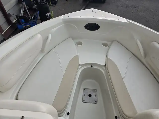 2012 Caravelle Boats Sport 182 Fish N Ski FINANCING AVAILABLE in Powerboats & Motorboats in Saskatoon - Image 11