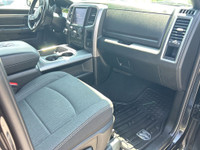 No reported accidents. Equipped with spray bedliner, power bucket seat, heated seats, heated steerin... (image 9)