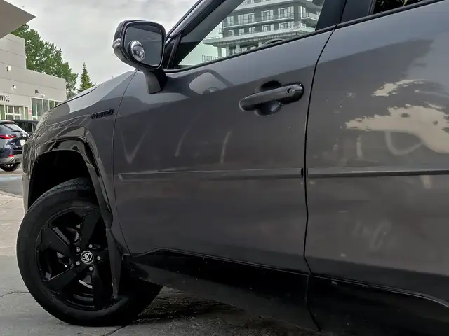 2021 Toyota RAV4 Hybrid XSE AWD in Cars & Trucks in City of Toronto - Image 7