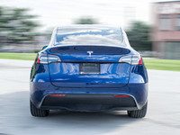 2020 Tesla Model Y Long Range AWD Blue Exterior on Black Interior comes with Navigation and 360 Came... (image 4)