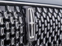 Cooled Leather Seats, Full Rear Console! Full of amazing design both inside and out, this Lincoln Av... (image 9)