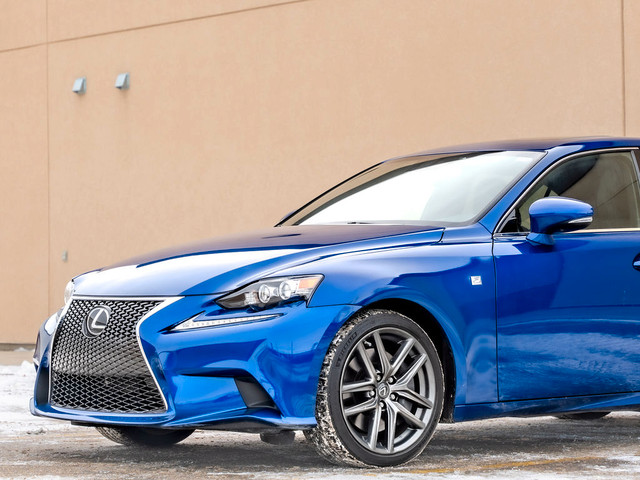  2016 Lexus IS 350 - F SPORT 2| HEATED AND COOLED SEATS| AWD| 30 in Cars & Trucks in Saskatoon - Image 4