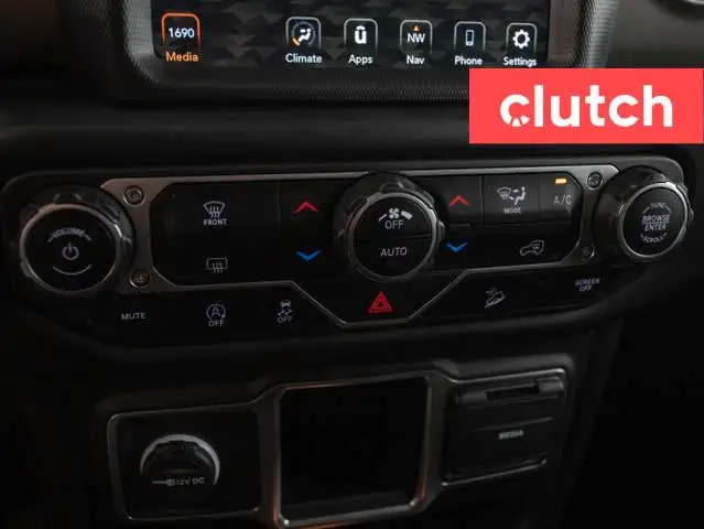 2020 Jeep Wrangler Sport 4WD w/ Rearview Cam, Cruise Control, 12 in Cars & Trucks in Bedford - Image 32