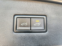 Highline , Top of The Line, No Accident, Excellent Condition, Navigation, Leather Heated Seat, Power... (image 9)