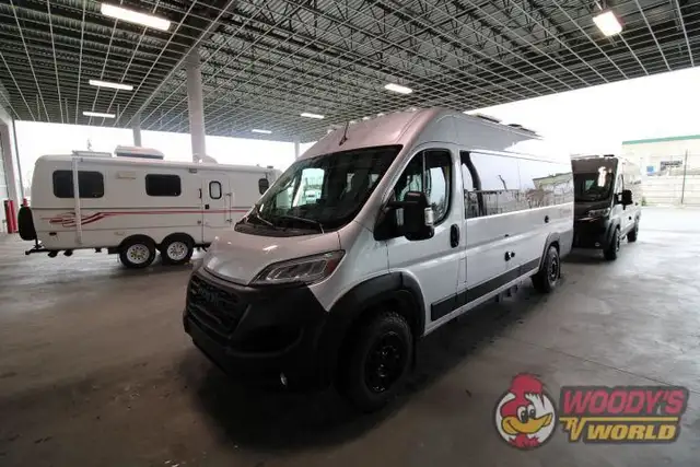 2025 VRP PANORAMIC 3500 in RVs & Motorhomes in Abbotsford - Image 7