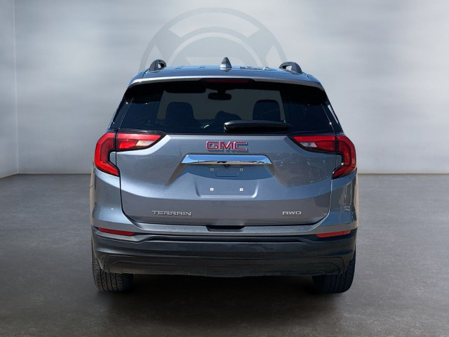 2019 GMC Terrain in Cars & Trucks in Medicine Hat - Image 4