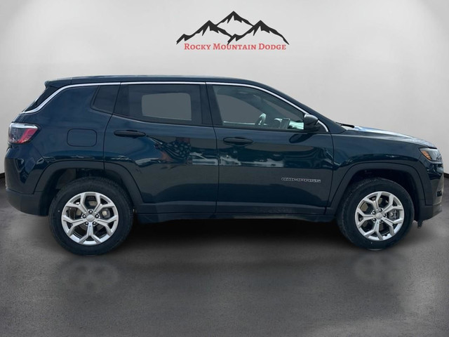 ONLY $123 WEEKLY FOR THIS  2024 JEEP COMPASS 4X4 in Cars & Trucks in Red Deer - Image 4