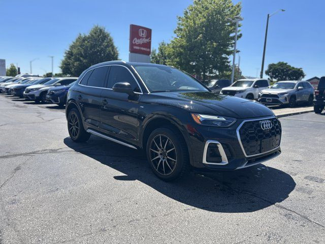 2022 Audi Q5 Progressiv in Cars & Trucks in Hamilton - Image 2