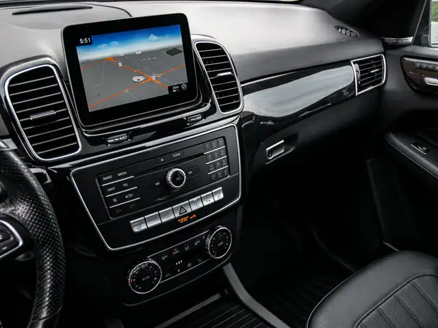 2018 Mercedes-Benz GLE-Class 400|AMG|NAV|PANOROOF|B.SPOT|HEATED  dans Autos et camions dans Ville de Toronto - Image 21