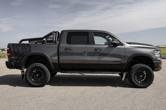 2022 Ram 1500 REBEL CREWCAB 4X4 LEATHER in Cars & Trucks in Strathcona County - Image 4