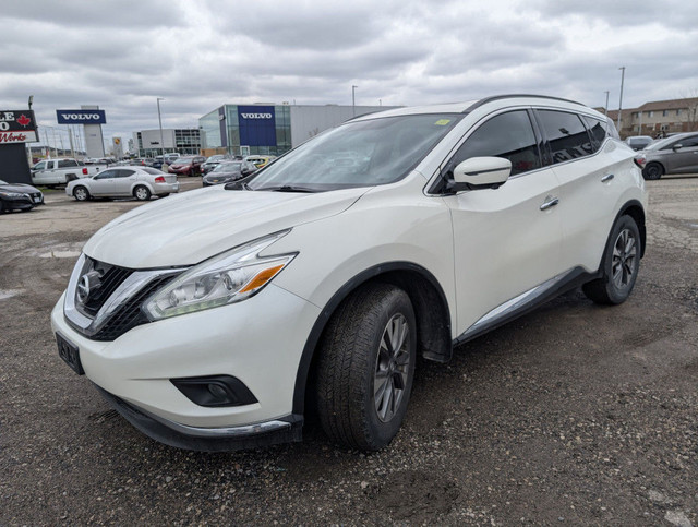 2017 Nissan Murano SV AWD | NAVIGATION | PANO ROOF | 360 CAMERA in Cars & Trucks in London - Image 2