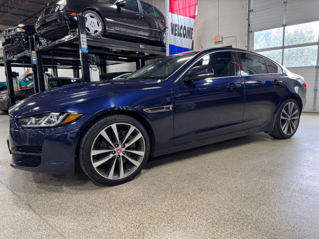 2017 Jaguar XE AWD - BLUETOOTH - NAVI - BACKUP CAM - BLINDSPOT A in Cars & Trucks in Mississauga / Peel Region