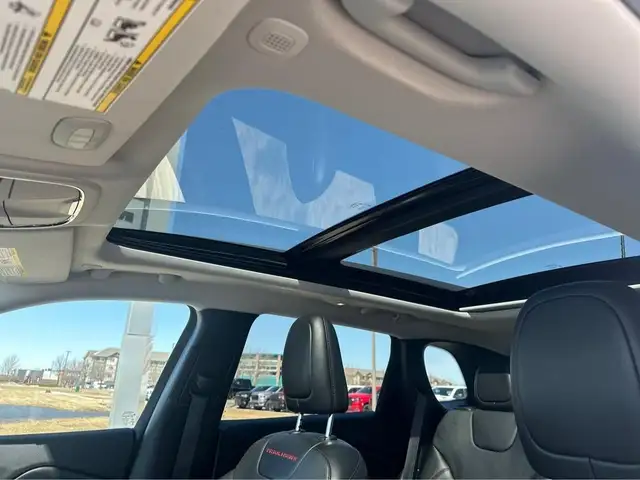 2020 Jeep Cherokee in Cars & Trucks in Winnipeg - Image 19