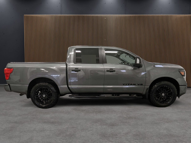 2019 Nissan Titan Crew Cab SV Midnight Edition in Cars & Trucks in Sherbrooke - Image 4