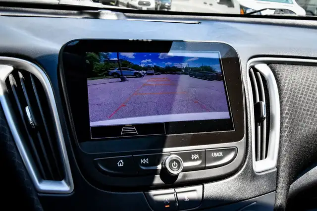 2023 Chevrolet Malibu LT • SUNROOF • HEATED SEATS • CP/AA in Cars & Trucks in Kingston - Image 22