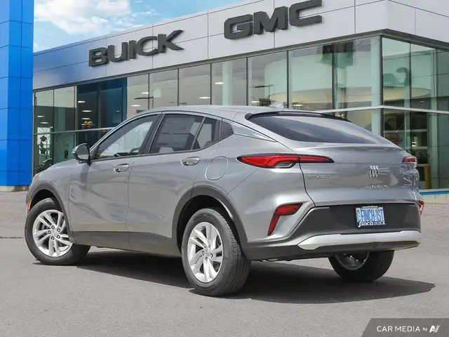 2025 Buick Envista Preferred in Cars & Trucks in London - Image 5