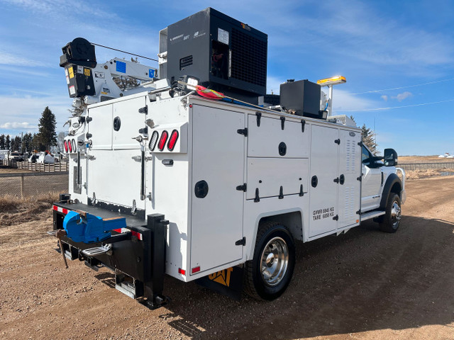 2017 Ford F550 4x4 Service Truck/DSL/BRUTUS/6600LBS/3In1VMAC/OIL in Heavy Trucks in Edmonton - Image 3